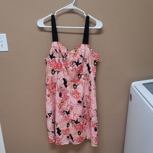 Candie's Pink and Black Floral Dress 🌷